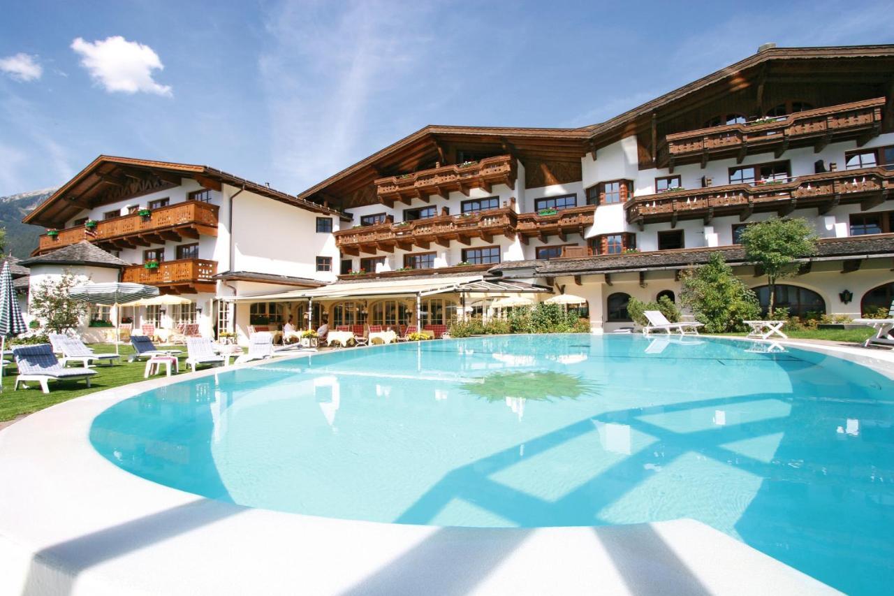 Hotel Tirolerhof - Familotel Zugspitze Ehrwald Dış mekan fotoğraf