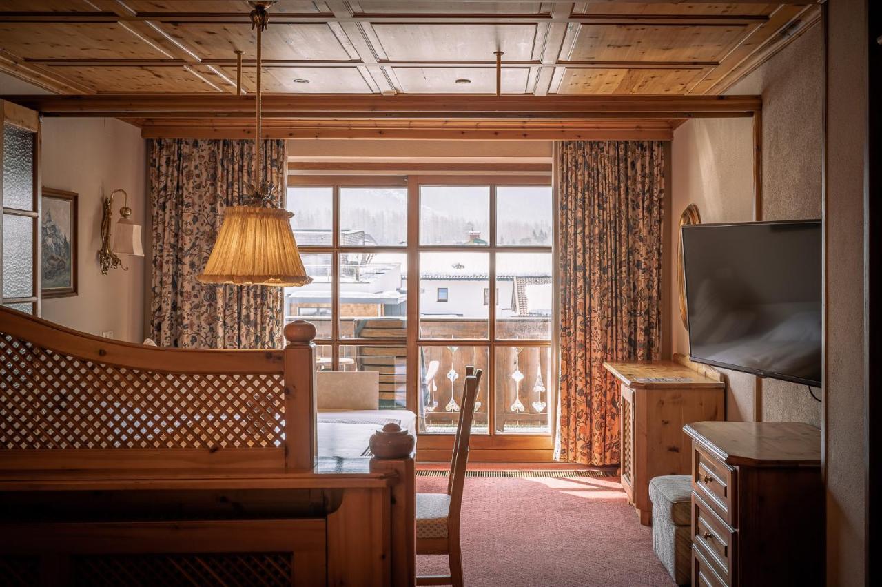 Hotel Tirolerhof - Familotel Zugspitze Ehrwald Dış mekan fotoğraf